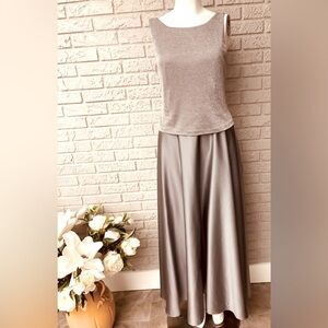 Arianna by Rachel Kaye Sleeveless Metallic Top Beige Gown Size 4